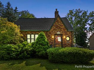 1238 Mound Ave NW, Grand Rapids, MI 49504