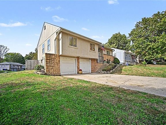 4th image of 13036 S Raintree Dr