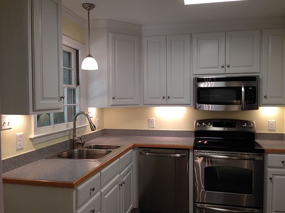 5th image of 1422 Banbury Rd