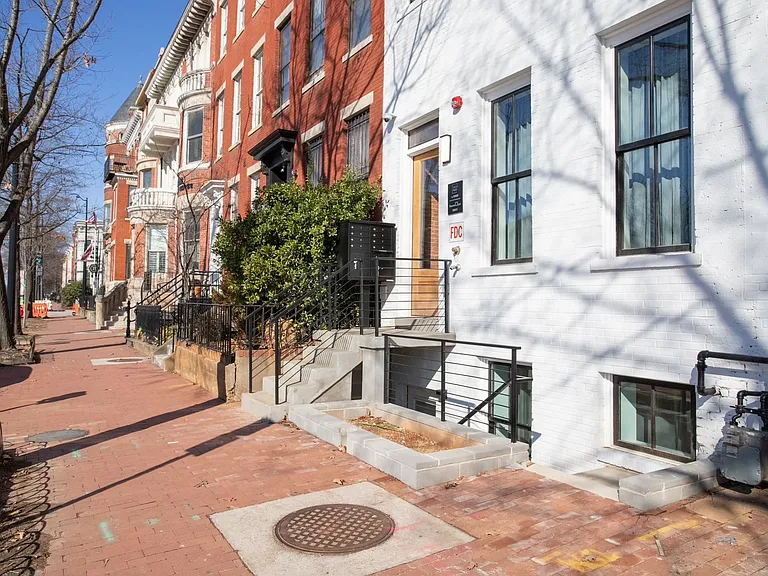 1012 Pennsylvania Ave SE #6 — Photo 22