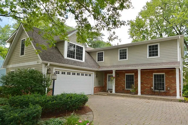 1033 Anne Rd photo 1