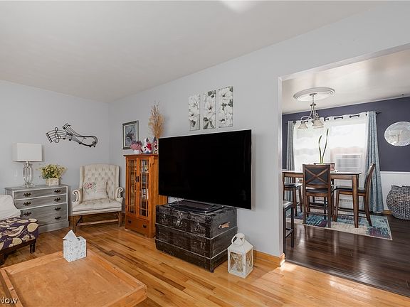 4th image of 13791 Amodio Ave NW