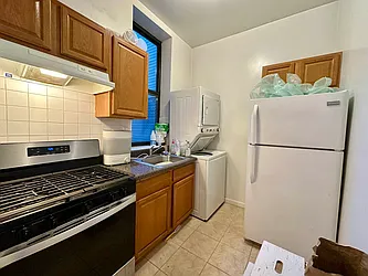 Rented by JB Mac Real Estate Inc.