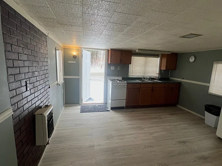 15954 Parsons Ln #1 — Photo 5