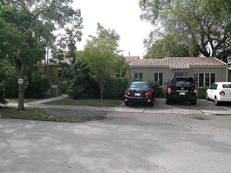 1st image of 1518 NE 4th Pl