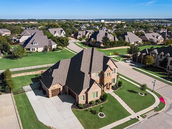 2nd image of 801 Cross Timbers Dr