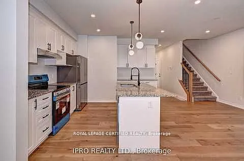 54 Pondcliffe Dr — Photo 6