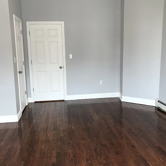 107 Chelsea St #2 — Photo 2