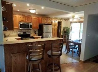 907 S Pine Ave, Marshfield, WI 54449