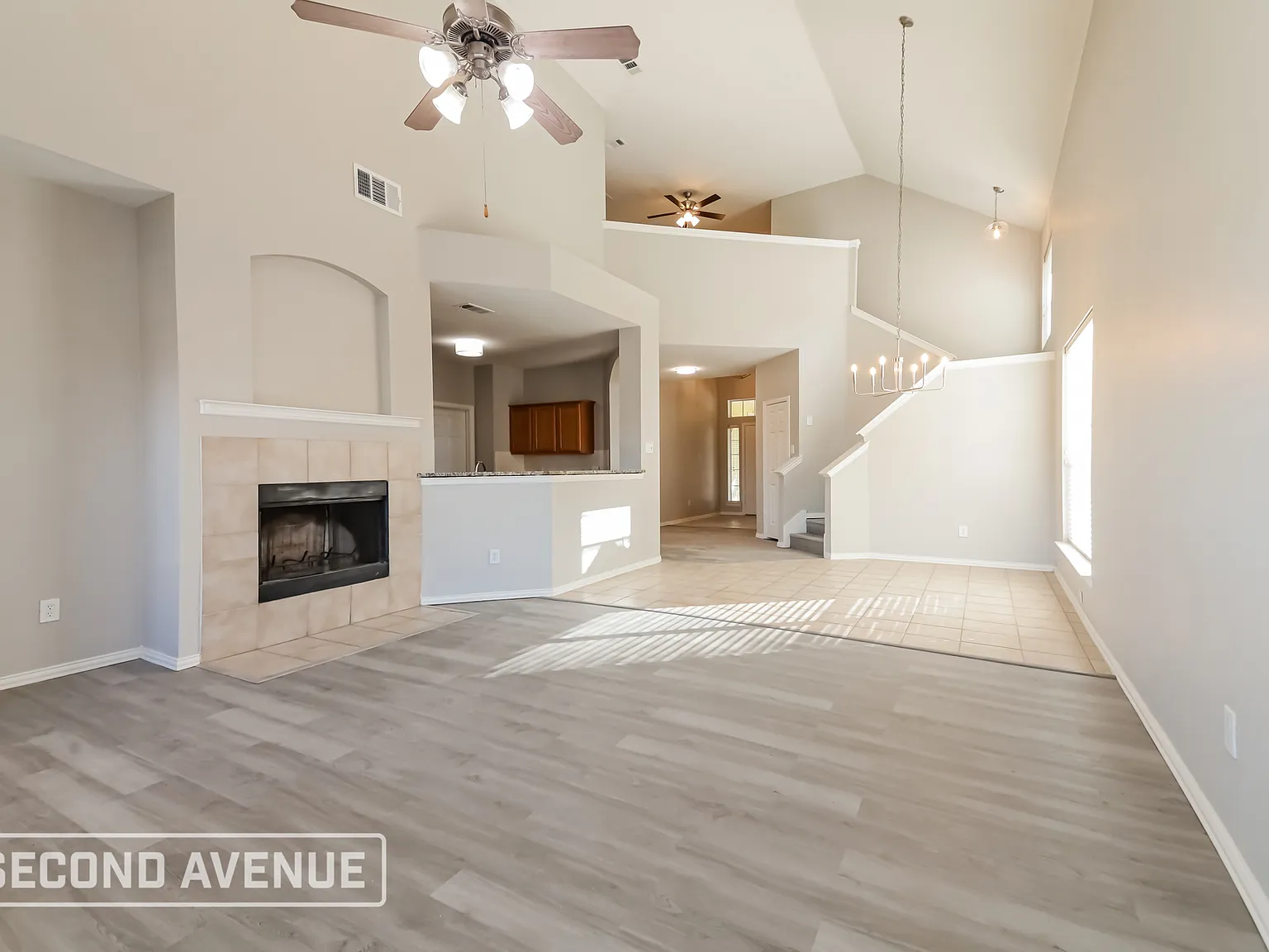 4 bed, 2.5 bath, 2627 sqft, $2,799 — Photo 3