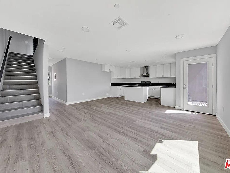 1st image of 12000 Runnymede St #D