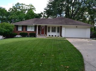7809 W 90th Ter, Overland Park, KS 66212