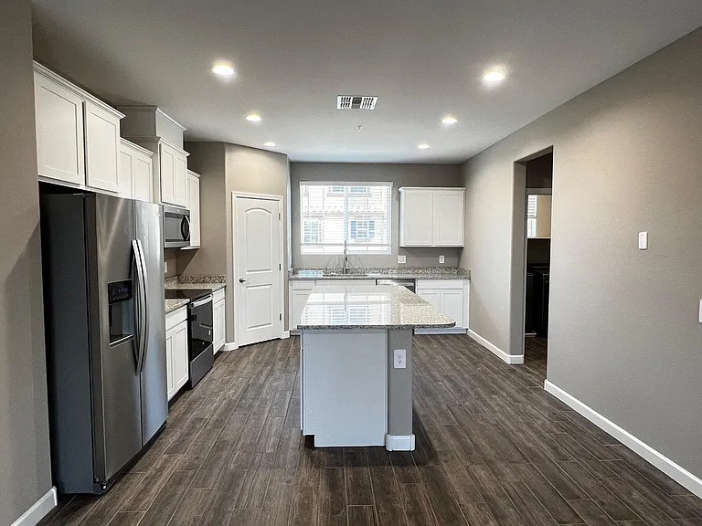 1255 N Arizona Ave #1320 — Photo 5