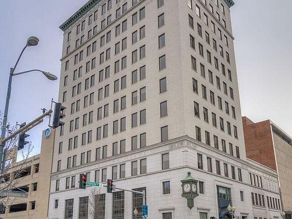4th image of 204 Jefferson St #7-A