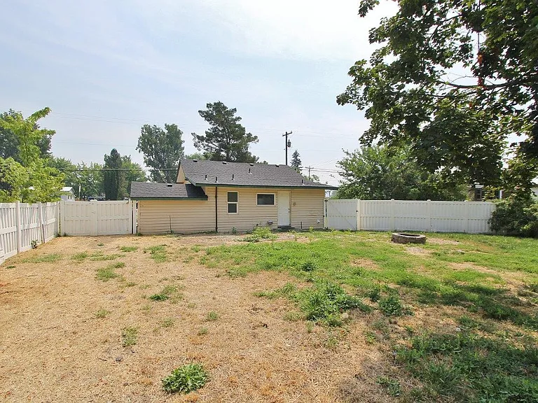 1119 Lincoln Ave — Photo 25