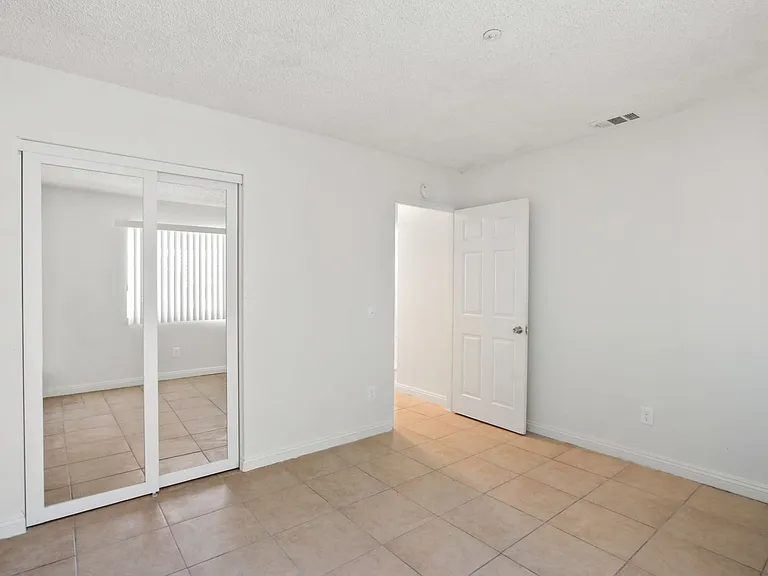 8244 Beech Avenue — Photo 7