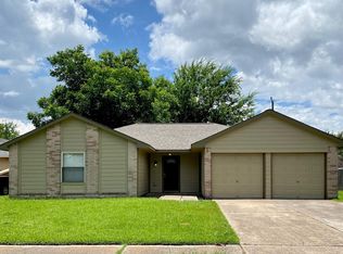 7411 S Choctaw St, Baytown, TX 77521