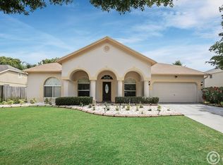 9214 Sunnyoak Dr, Riverview, FL 33569