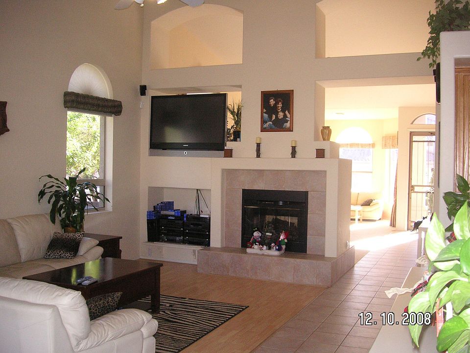 2 Way fireplace in Living Room