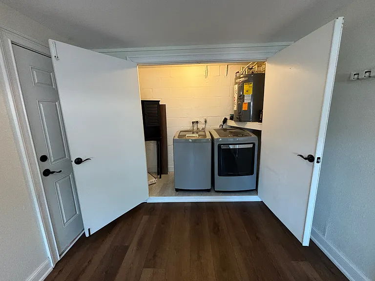 1116 Tangerine St — Photo 41