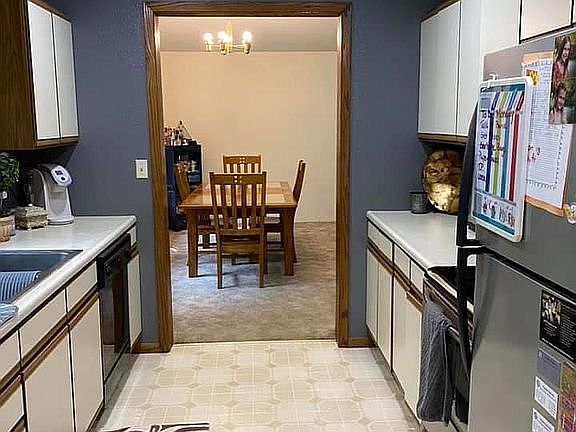 4th image of 7136 Wildwood Dr