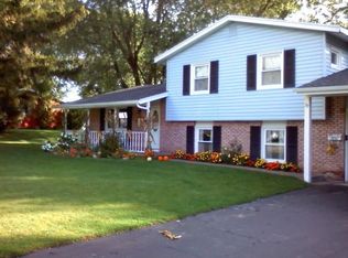 29 Daunton Dr, Rochester, NY 14624