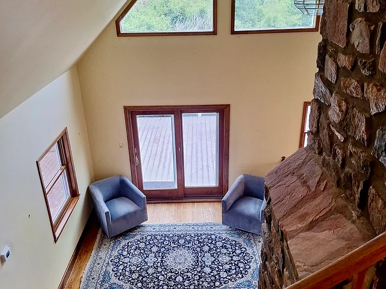 Knoll Run Ln — Photo 8