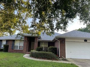 119 Bosque Ct, Cantonment, FL 32533