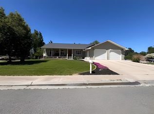 712 Jersey Ave, Lovell, WY 82431