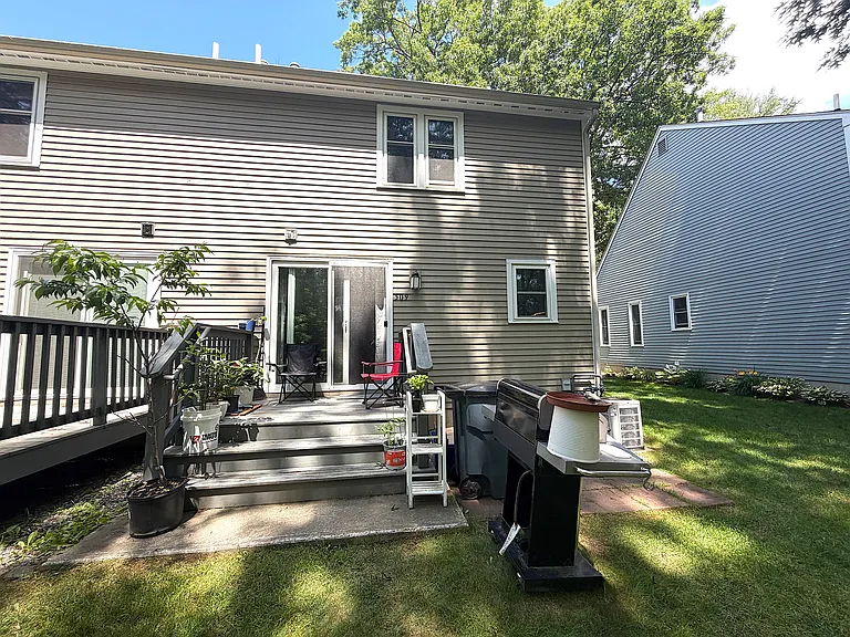 509 Wellman Ave — Photo 17