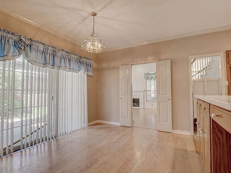 3005 Warm Springs Ln — Photo 33