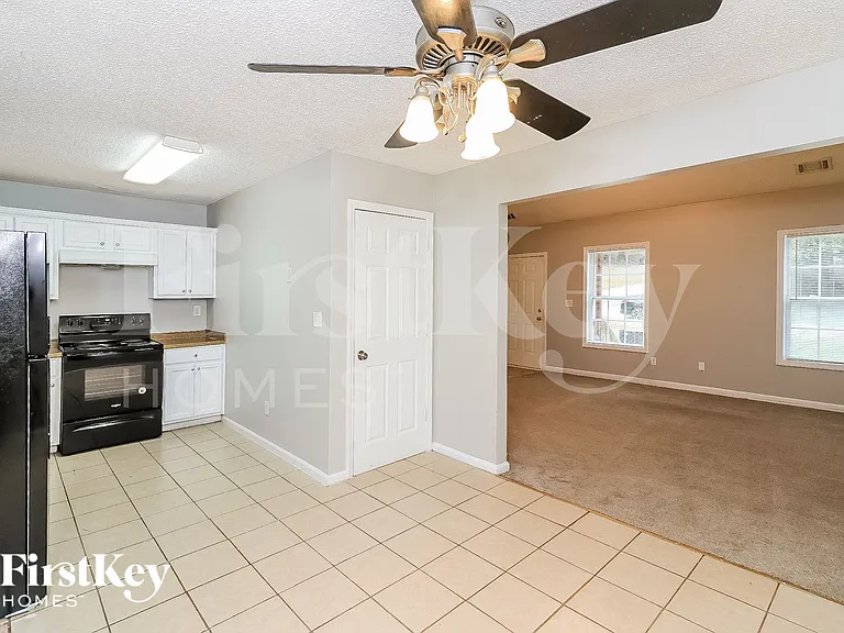 6013 Radford Dr — Photo 7