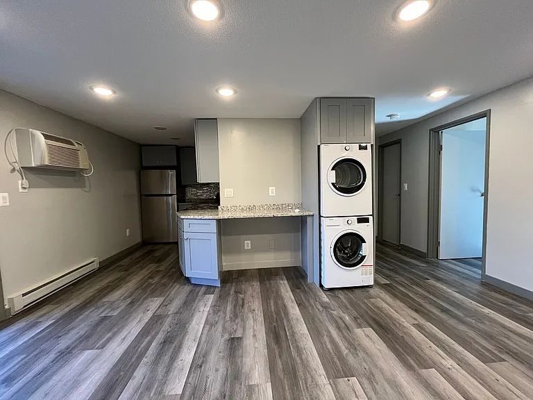 363 Long Hill Rd #355-43 — Photo 4