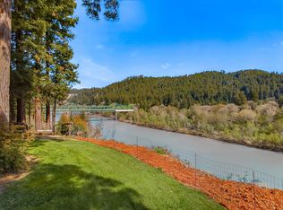 178 Grayland Heights Rd, Rio Dell, CA 95562