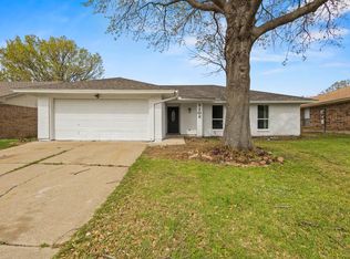 5306 Tamarack Ct, Arlington, TX 76018