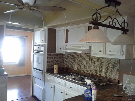 4th image of 64 Hatteras Ave
