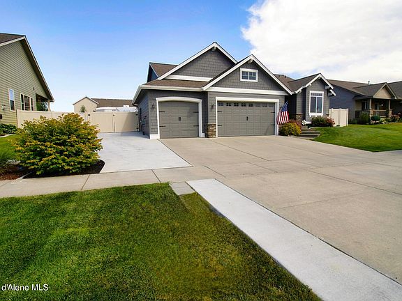 2nd image of 3124 N Bunchgrass Dr