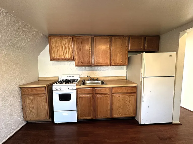 Friendship - Apartments for Rent in Pittsburgh — Photo 8