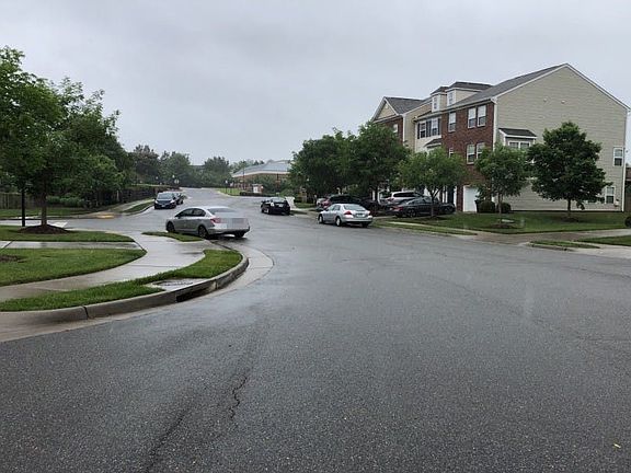4th image of 4822 Sapphire Dr