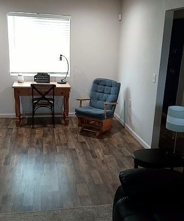 5th image of 1311 W Yucca Ave
