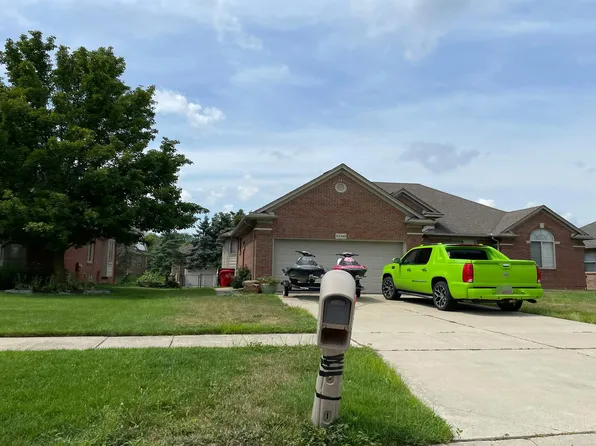 53349 Zachary Dr, Chesterfield, MI 48047