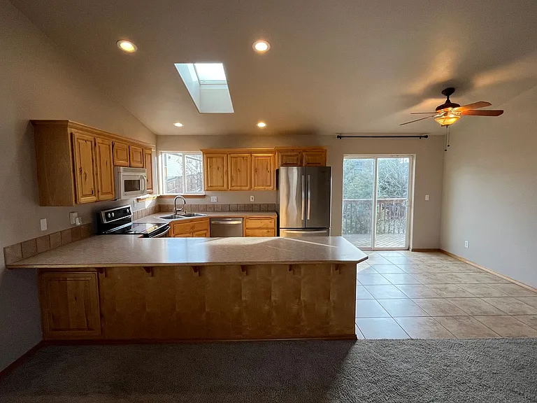 2901 NE Pinnacle Pl — Photo 5