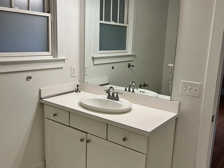1721 Perry St #1 — Photo 33