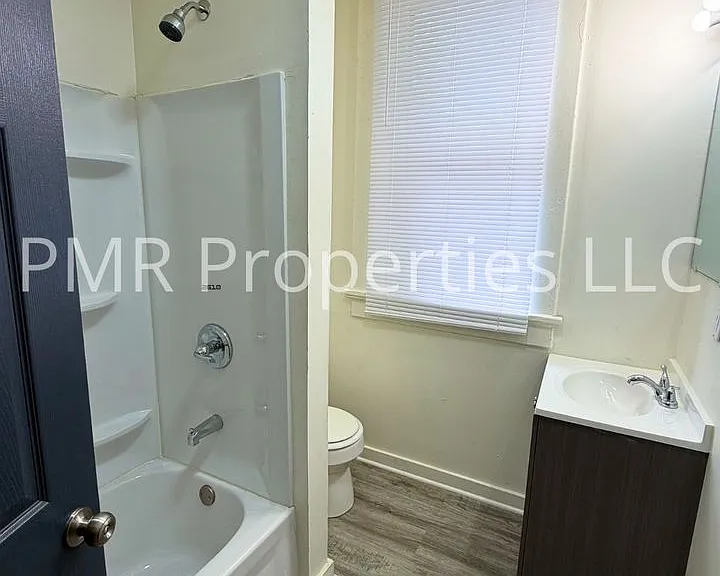 2214 Union St — Photo 6