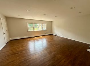 709 Hall St FLOOR 2, Mamaroneck, NY 10543