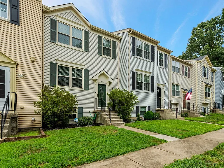 1848 Heather Glen Ct — Photo 3