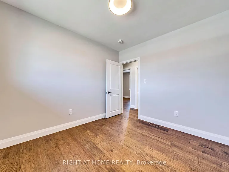 43 White St #MAIN — Photo 27