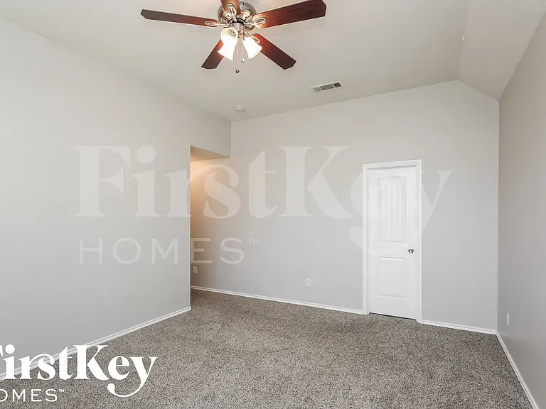 1415 Sax Leigh Dr — Photo 6