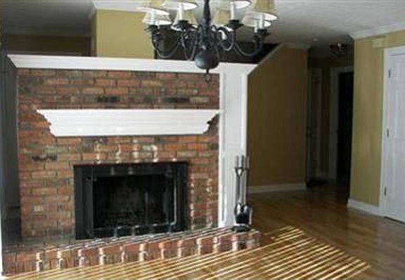 4th image of 315 Yorktown Pl