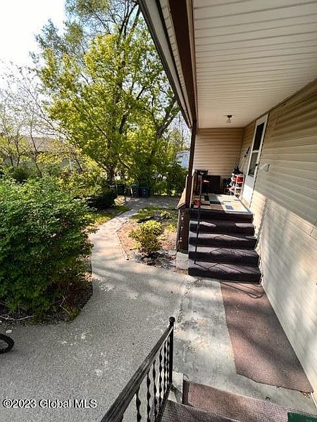5th image of 316 Sand Creek Road